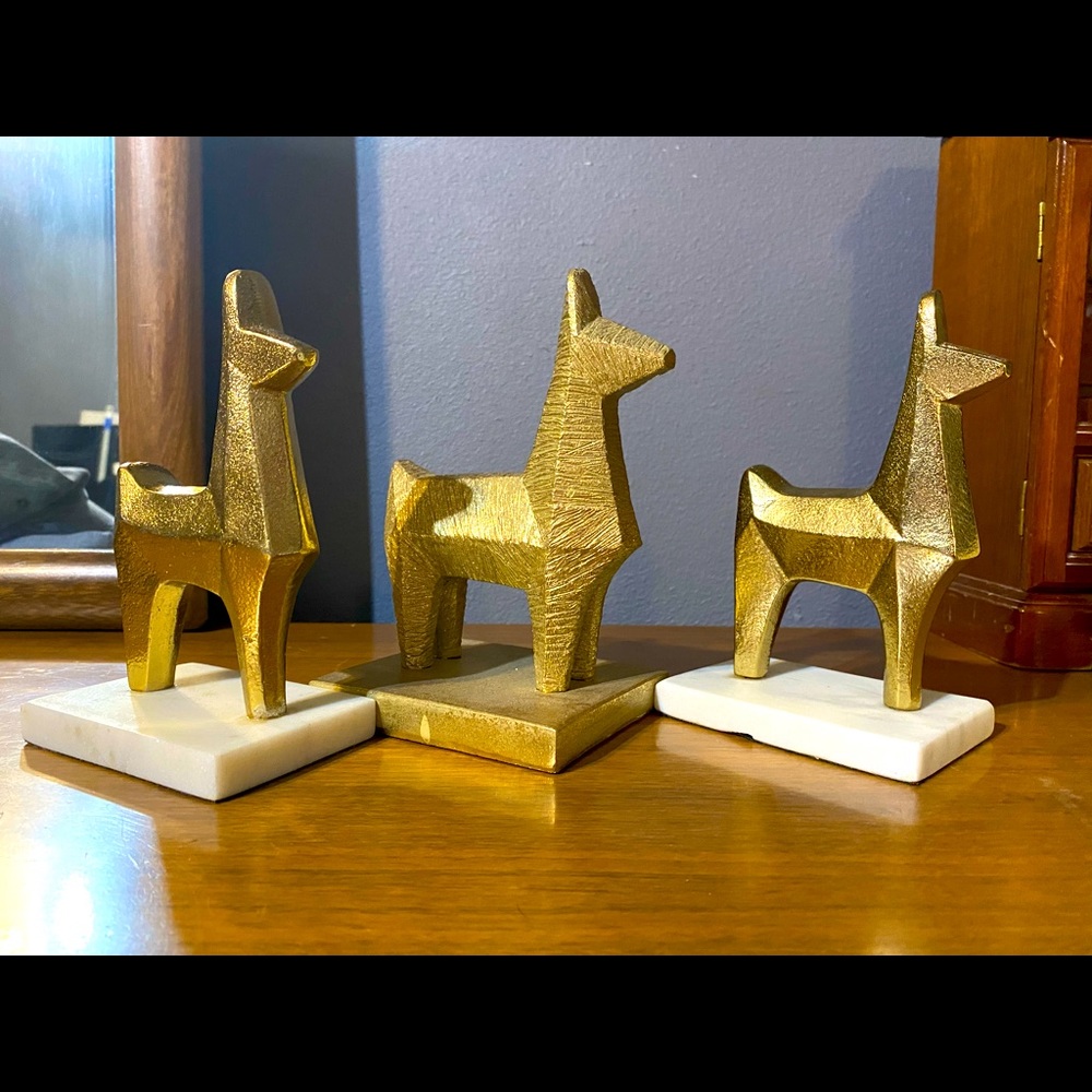 Llama book ends